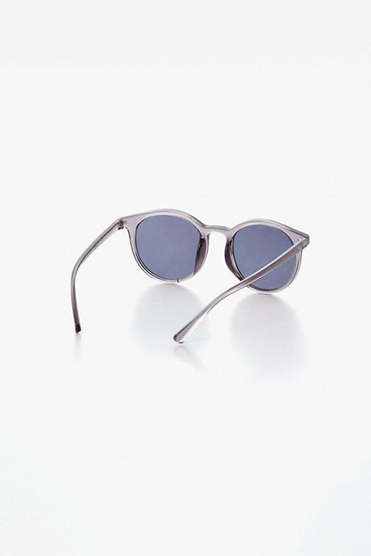 Round Framed Sunglasses