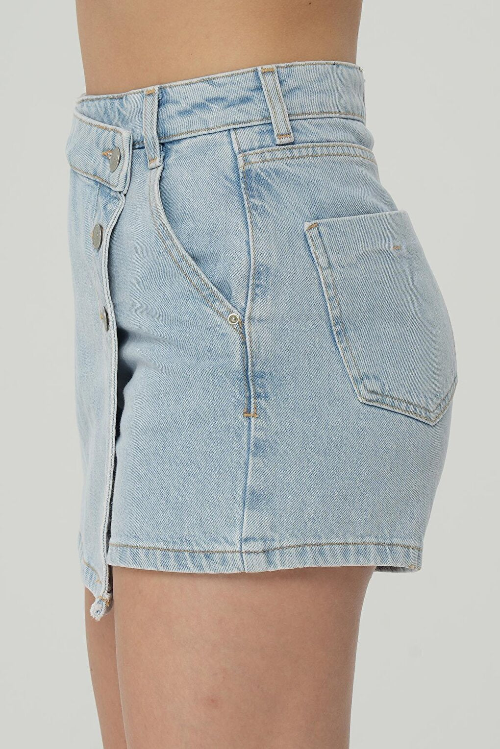 Light Blue Button Detailed Jean Shorts Skirt C 4534-081