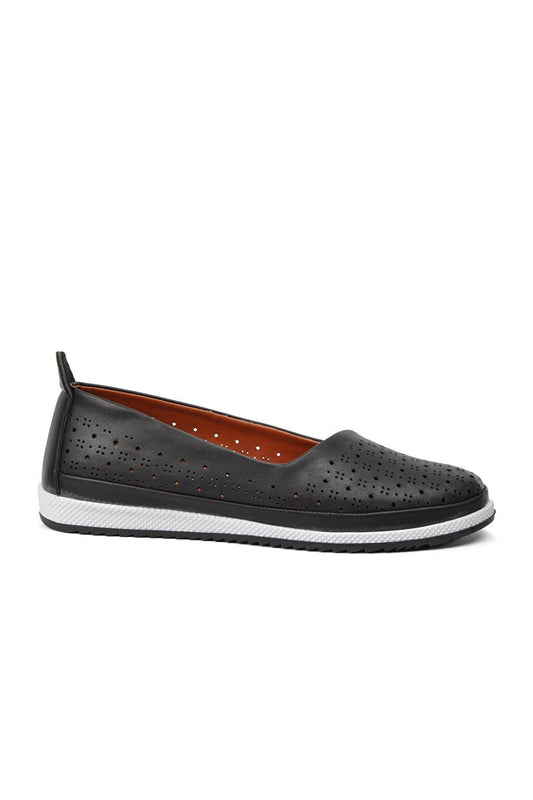 06 Black Women's Perforated Casual Shoes