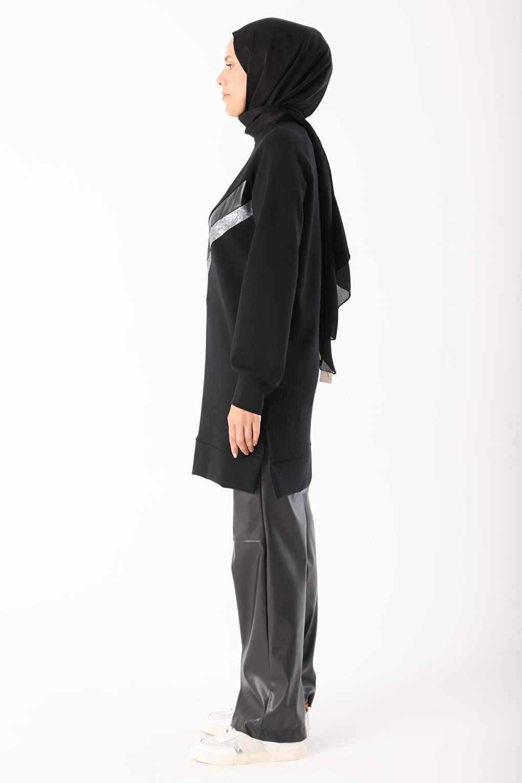 Black Shiny Garnished Sweat Tunic