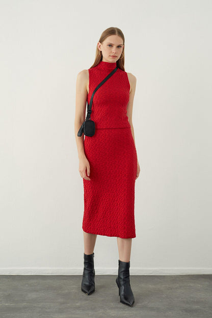 Red Embossed Patterned Midi Knit Skirt