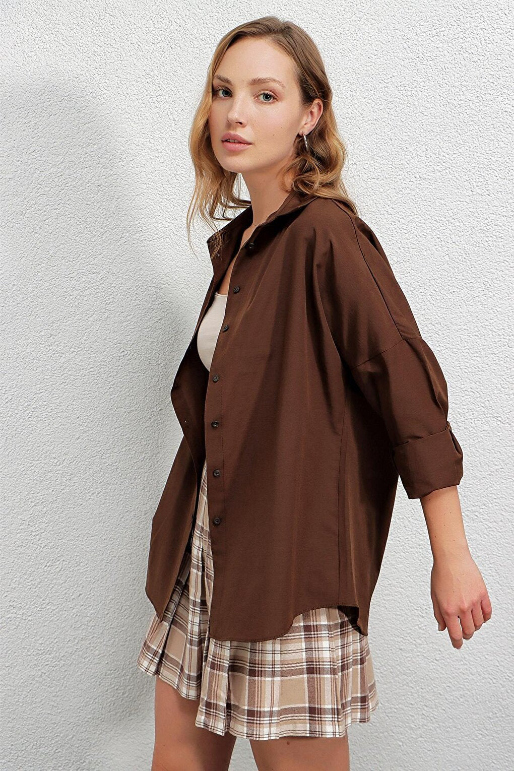 Women's Chocolate Oversize Long Basic Shirt Hzl22w-bd139001