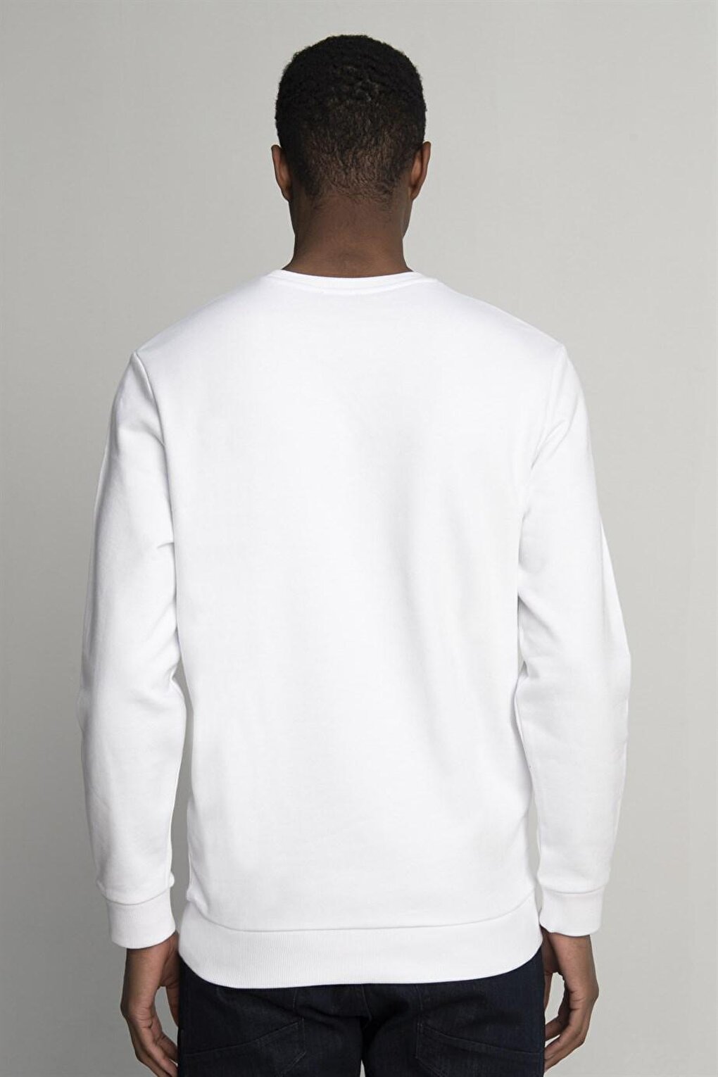 Cotton Crew Neck Basic Unisex White Sweatshirt