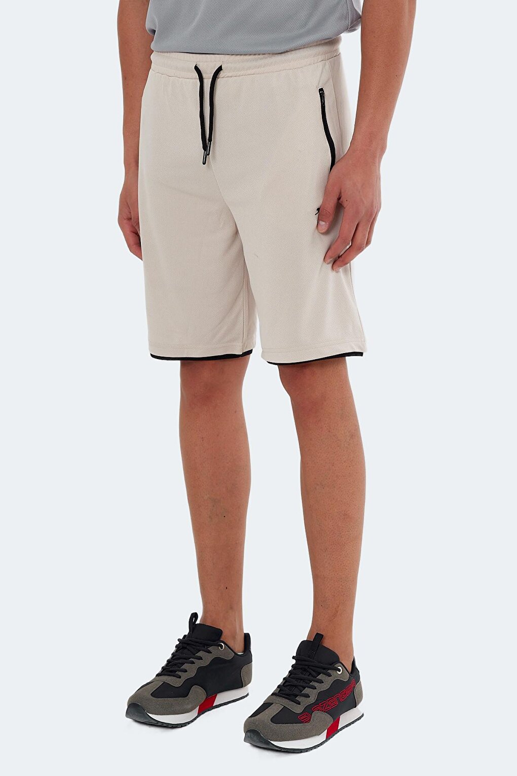 SAYAKA Men's Shorts Beige