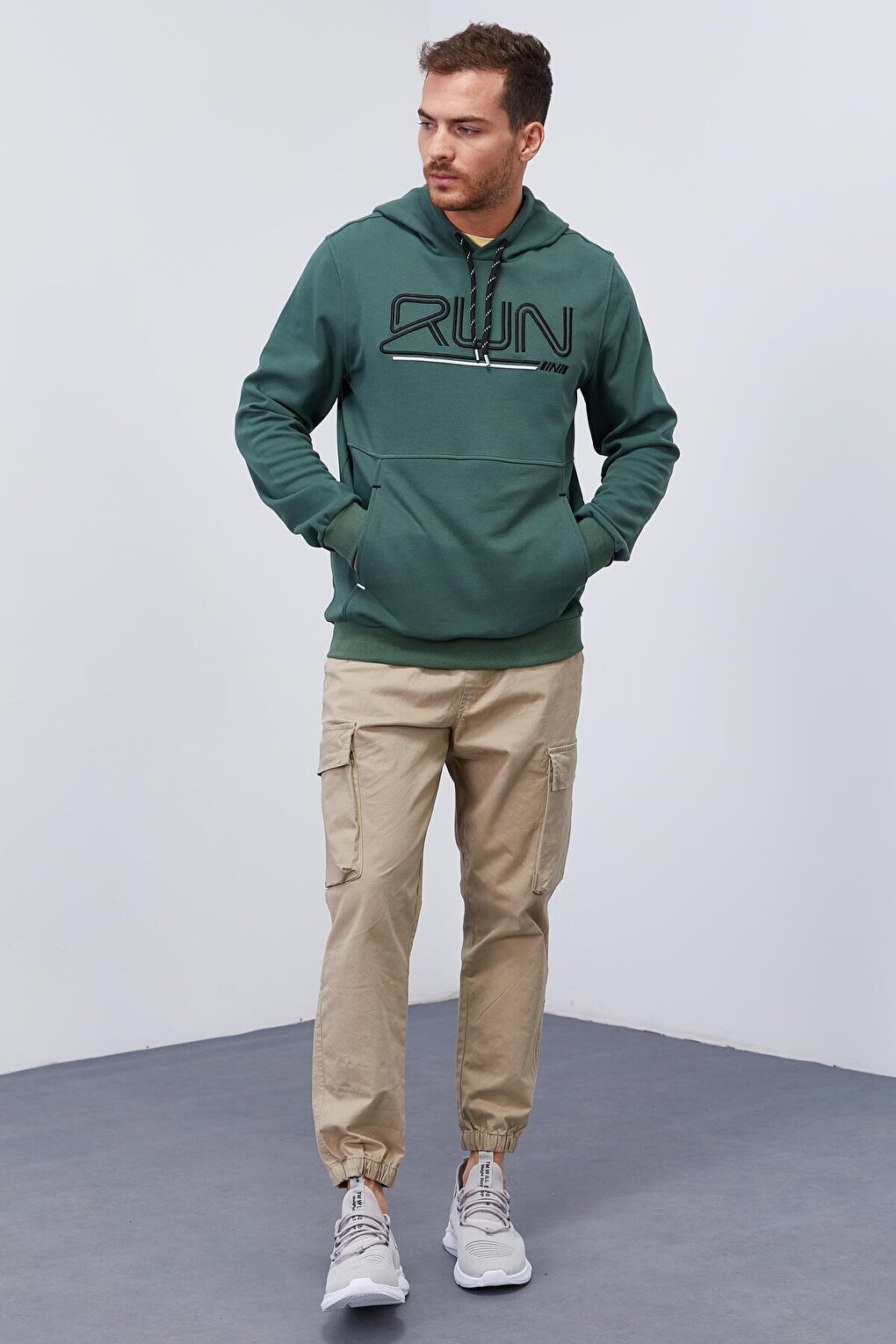 Green Text Embroidered Standard Fit Hooded Men's Sweatshirt - 87887