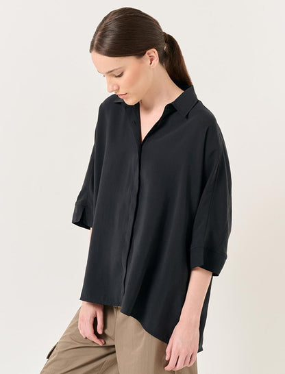 Black Loose Fit Three Quarter Sleeve Slit Shirt