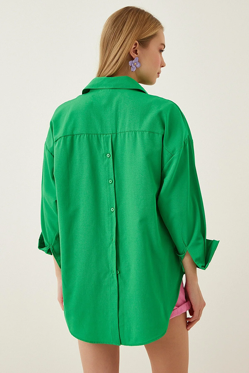 Women's Green Buttoned Back Boyfriend Poplin Shirt HZL22S-BD139521