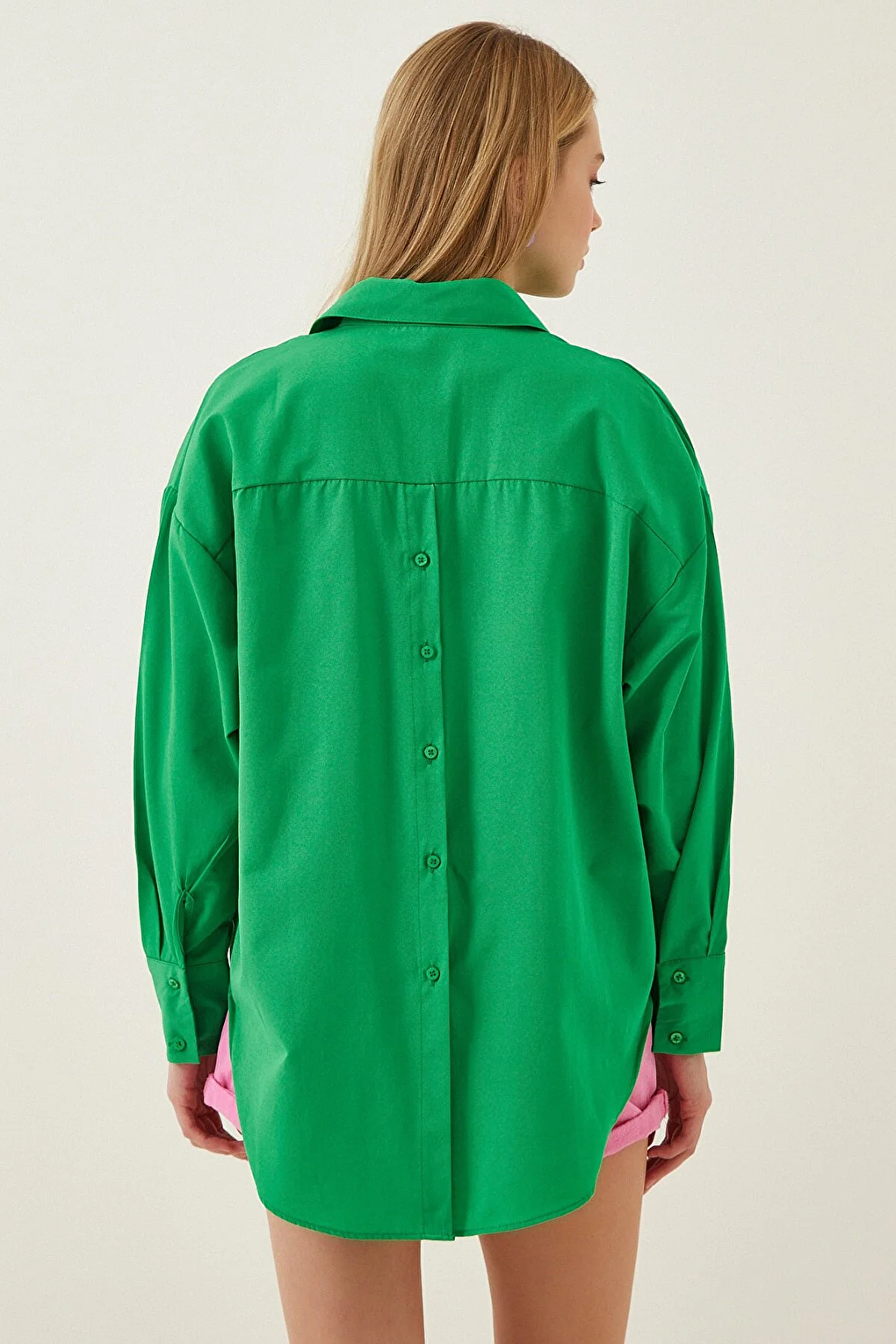 Women's Green Buttoned Back Boyfriend Poplin Shirt HZL22S-BD139521