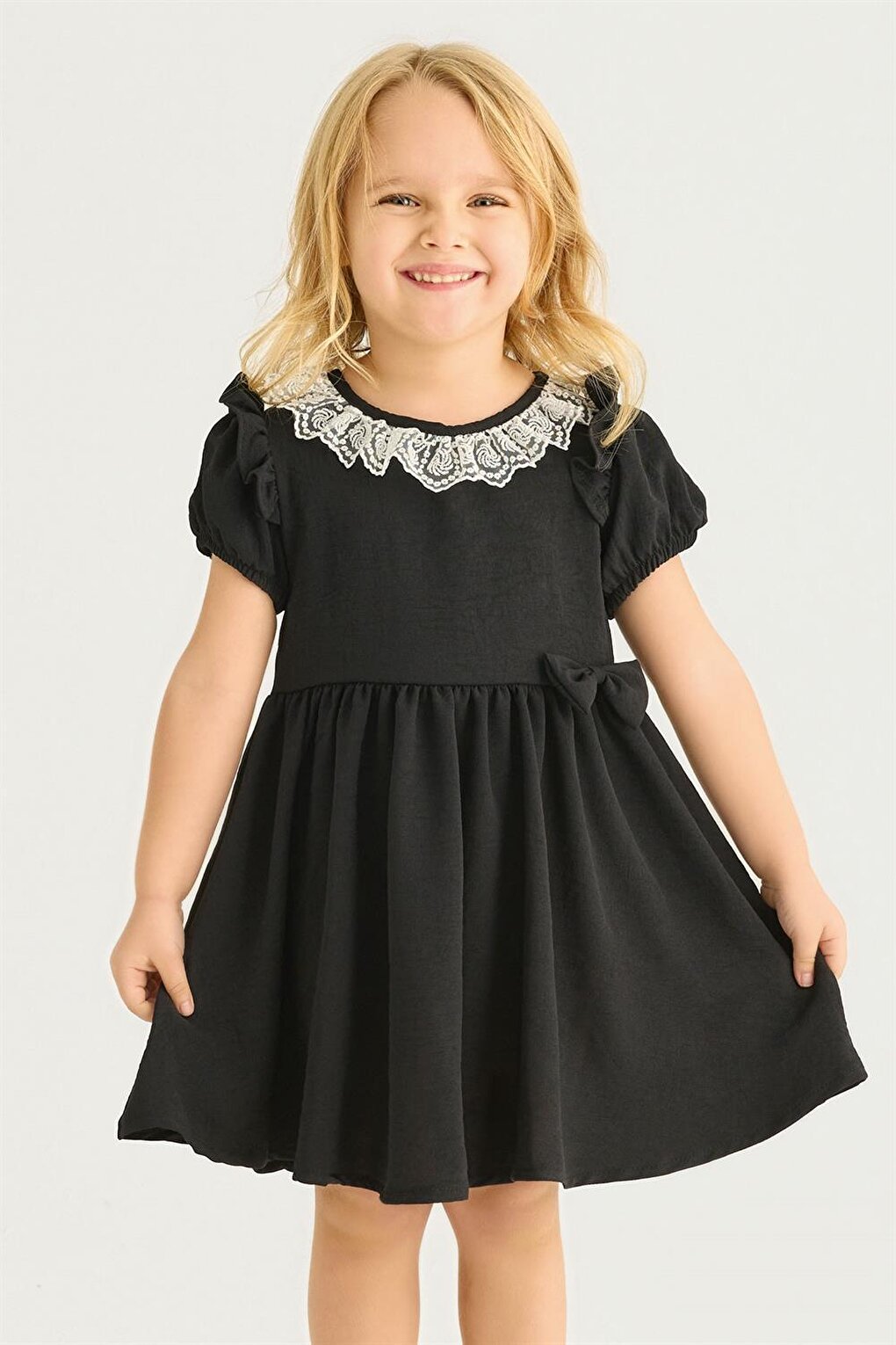 Girl's Black Colored Crew Neck Lace Dress