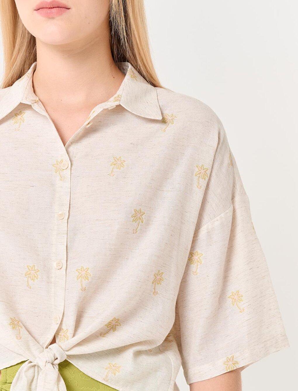 Stone Front Tied Palm Tree Detailed Shirt