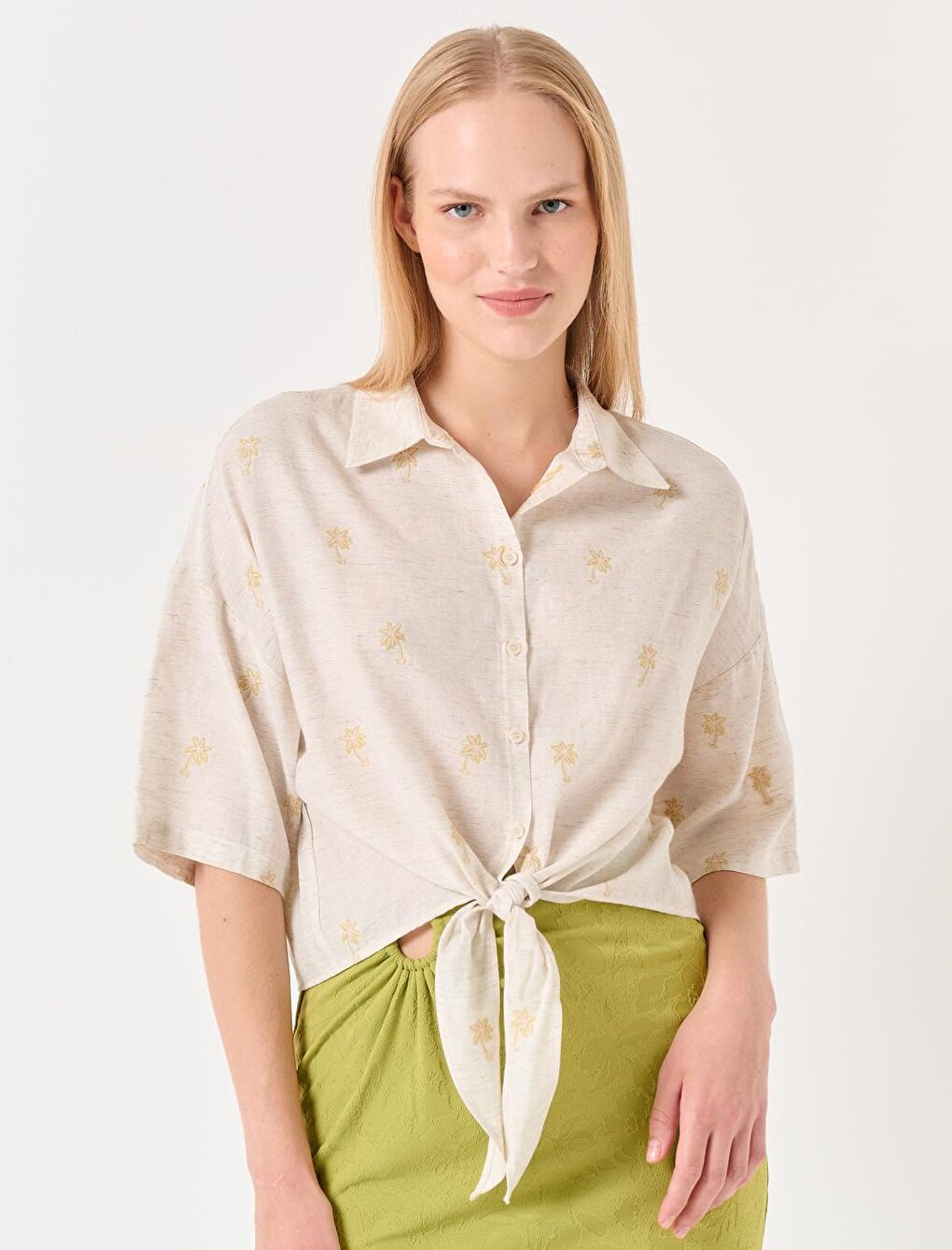 Stone Front Tied Palm Tree Detailed Shirt