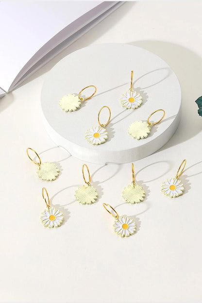 Set of 10 Hair Earrings with Daisy Figure