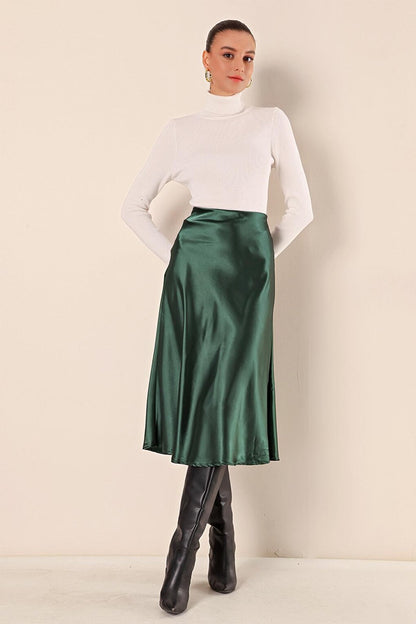 15806 Satin Skirt - Emerald Green