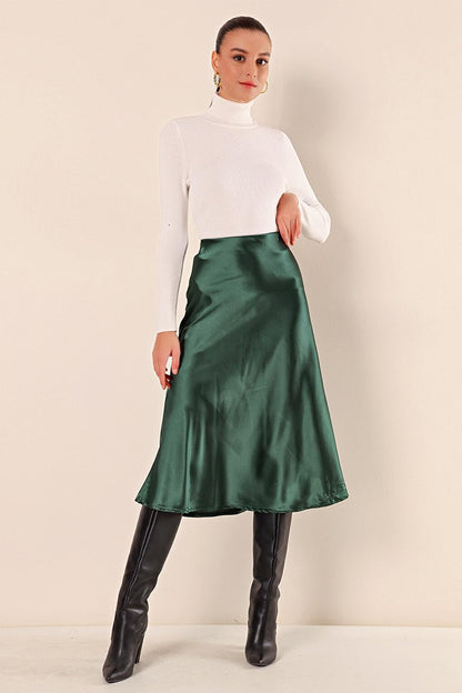 15806 Satin Skirt - Emerald Green