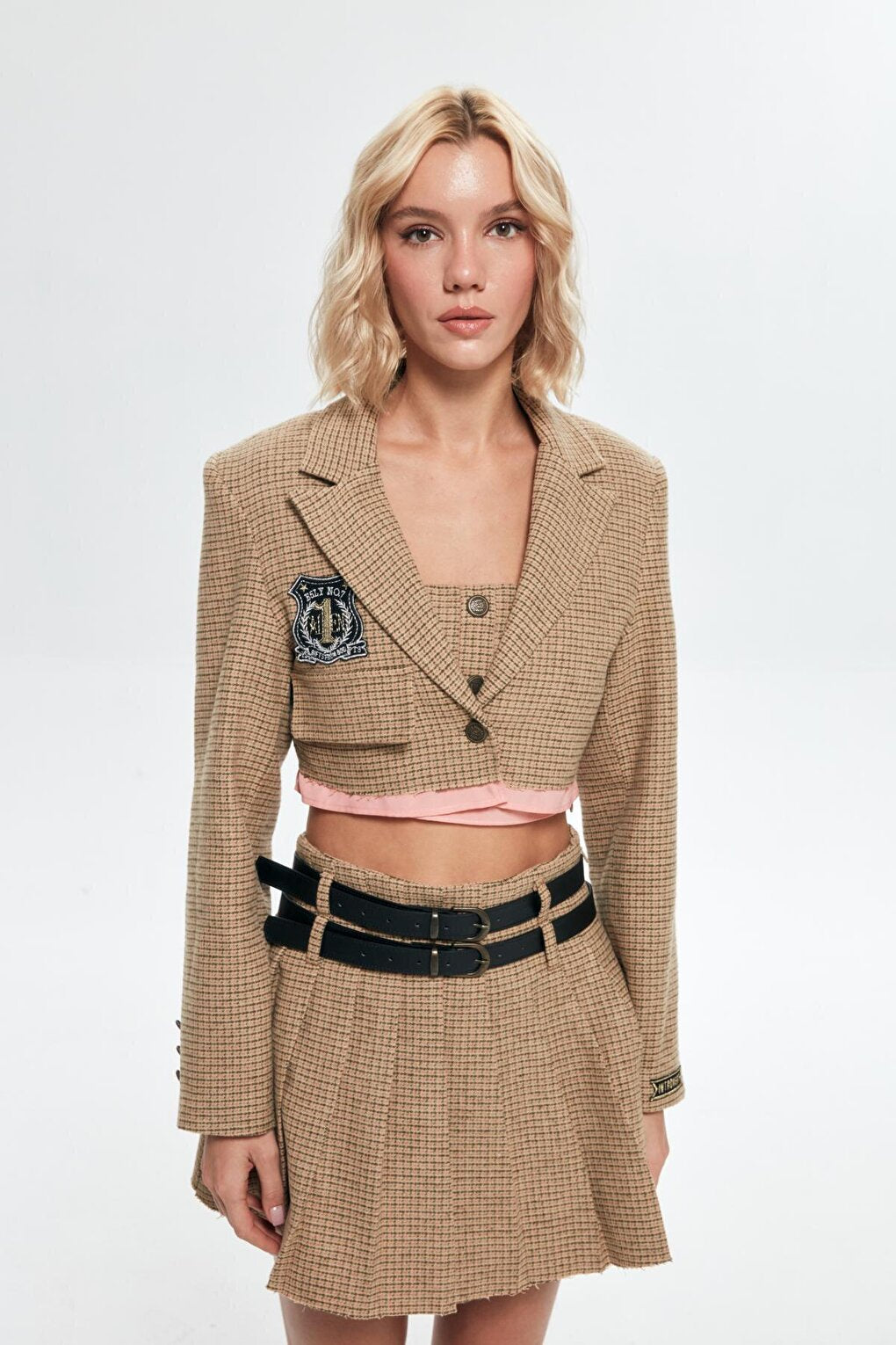 Embroidered Crop Blazer Jacket with Pocket Flap Beige