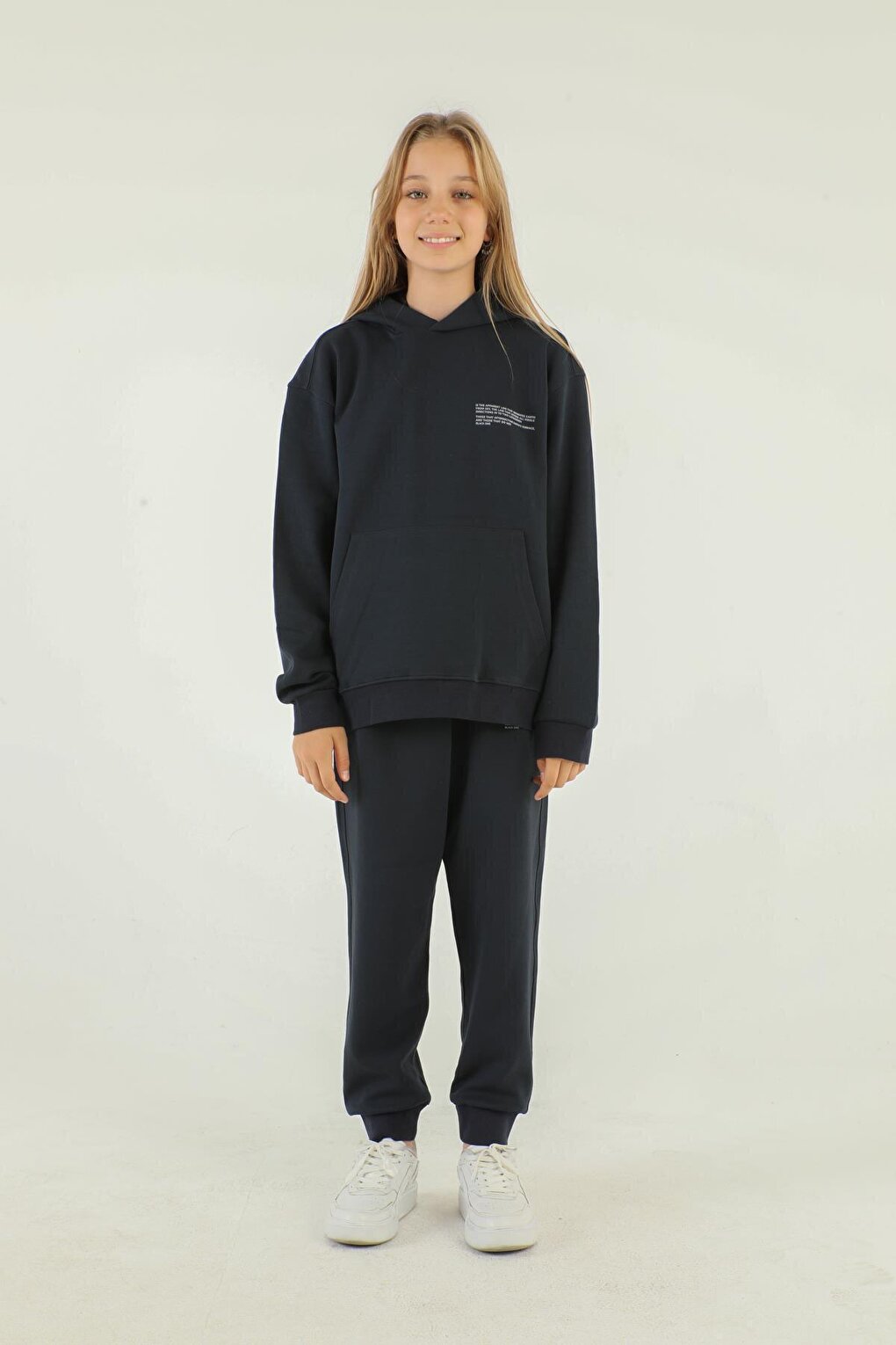 Basic Girl's Tracksuit Set Made of Steel Interlock Fabric with Hooded Print Detail