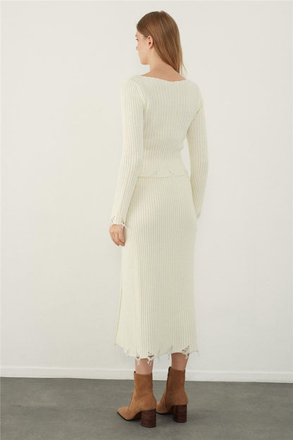 Ecru Ripped Detailed Midi Knitwear Skirt