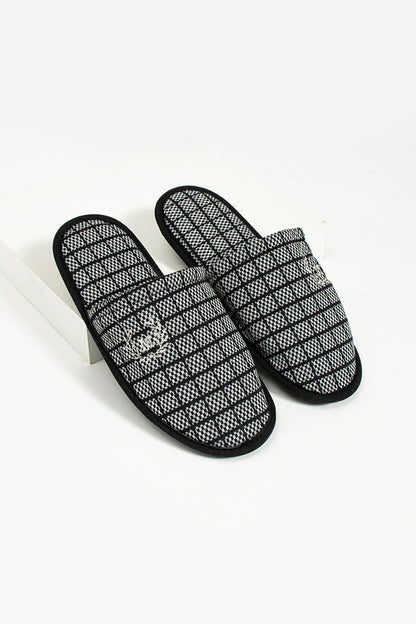 Square Patterned Closed Front Comfortable Sole Men's House Slippers P01-20-23M