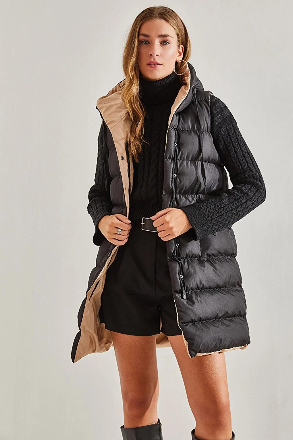 Women's Hooded Double-Sided Puffer Vest