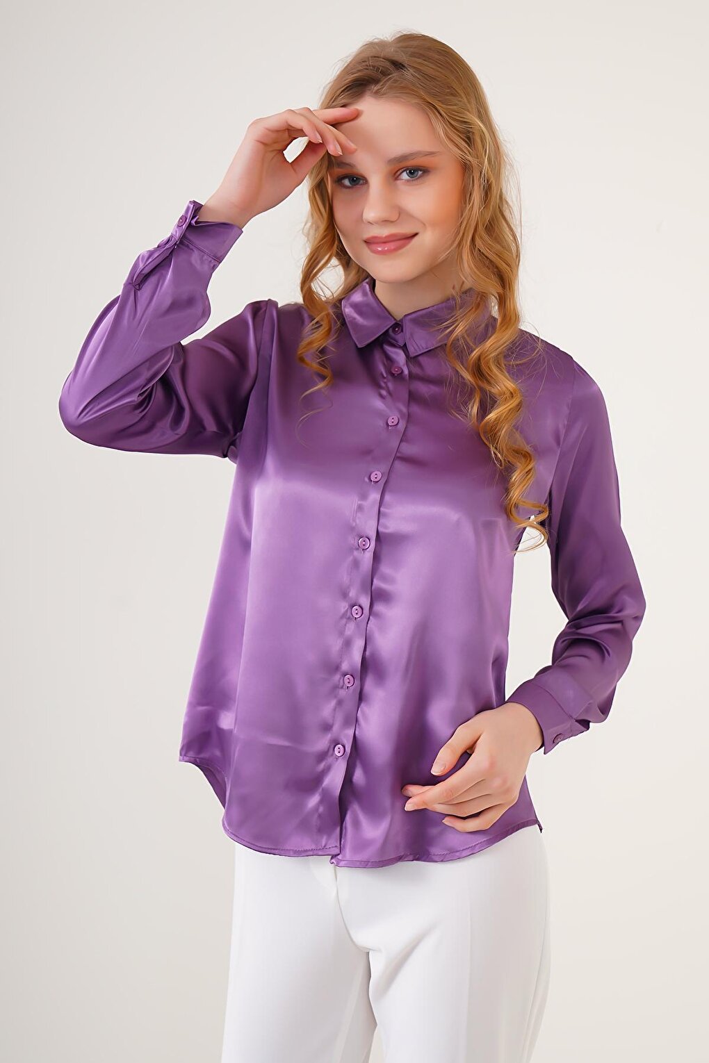 3964 Lightly Flowing Satin Shirt - Purple