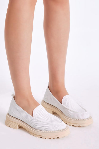 Women's White Comfortable Fit Tricot Sneaker