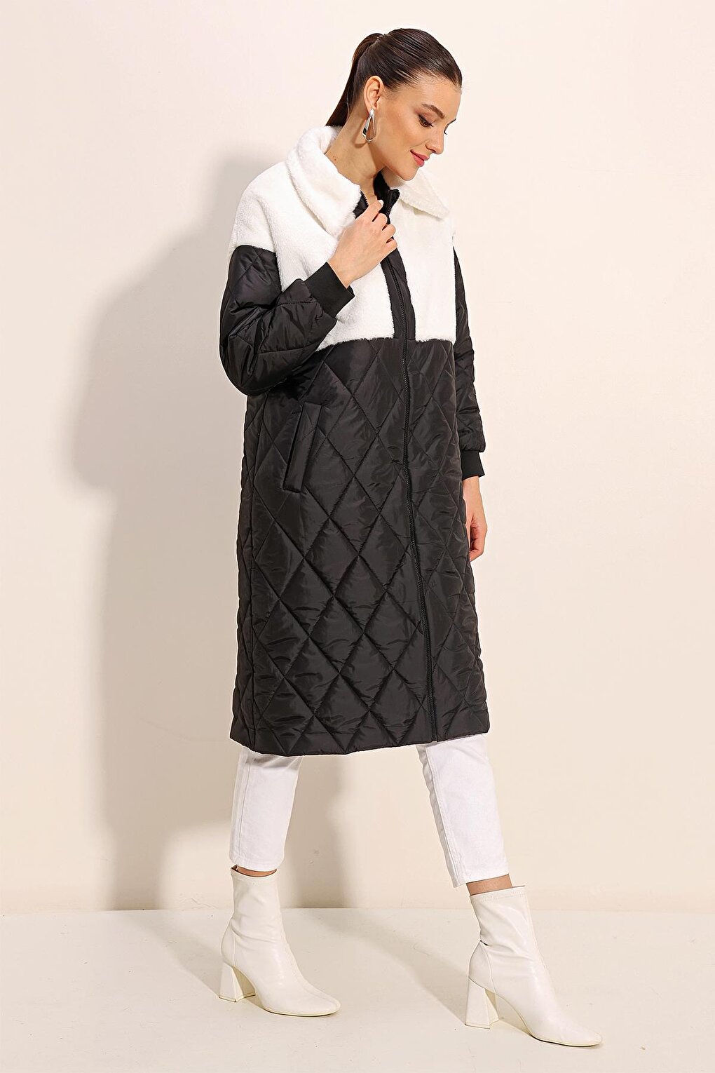 5185 Long Oversize Puffer Jacket - White