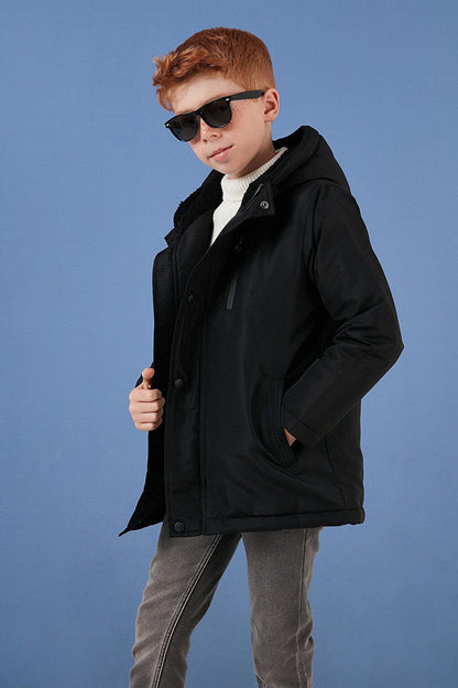 Hooded Coat with Zipper Pockets 6492325