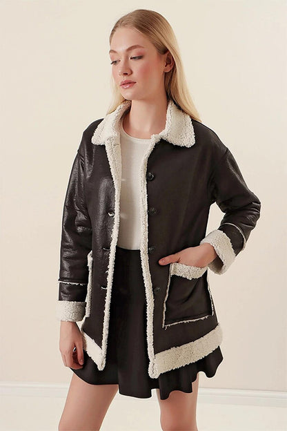 Women's Black Collar and Fur Inside Faux Leather Coat with Buttons on the Front Hzl23w-bd191001