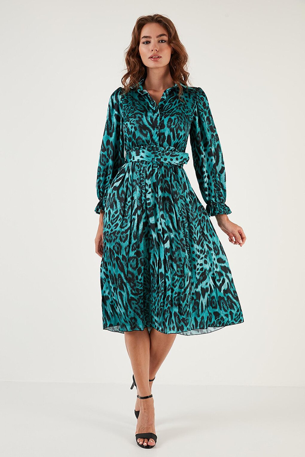 Leopard Patterned Belted Sleeve Detailed Pleated Midi Dress 611EL201