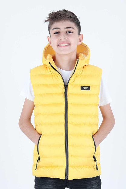 Boy's Fashion Trend Hooded Puffer Vest Ak215051