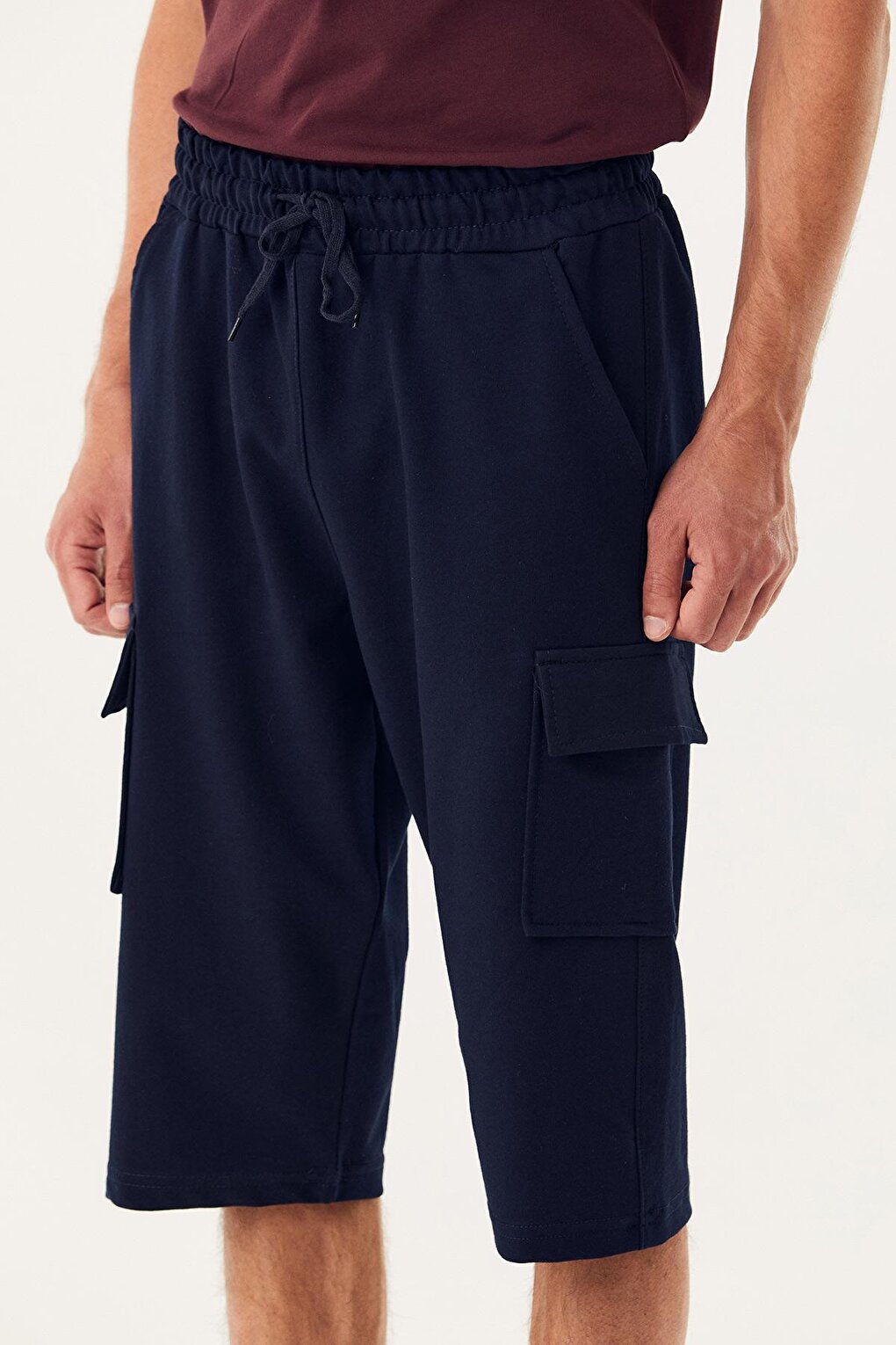 Capri with Elastic Waist Cargo Pocket