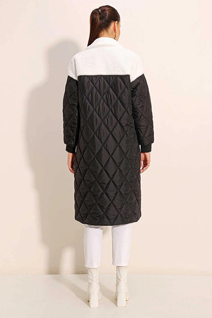 White Fur Detailed Zippered Puffer Coat