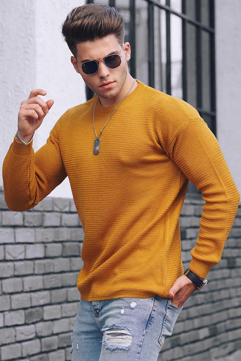 Mustard Men's Sweater 4735