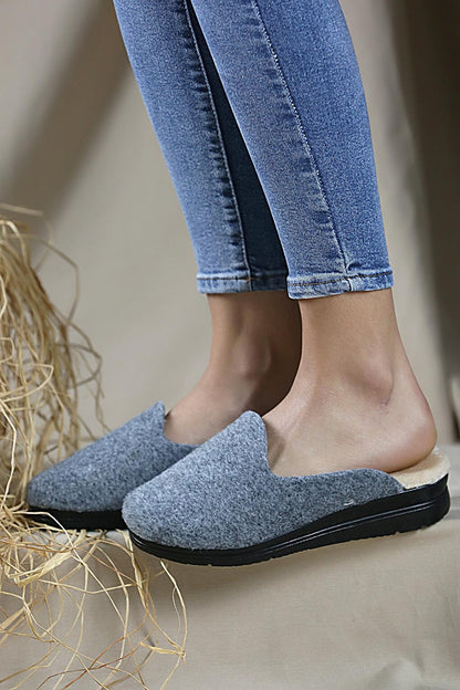 Comfortable Molded Women's Home Slippers with Fur Inside 020-005-21Grey