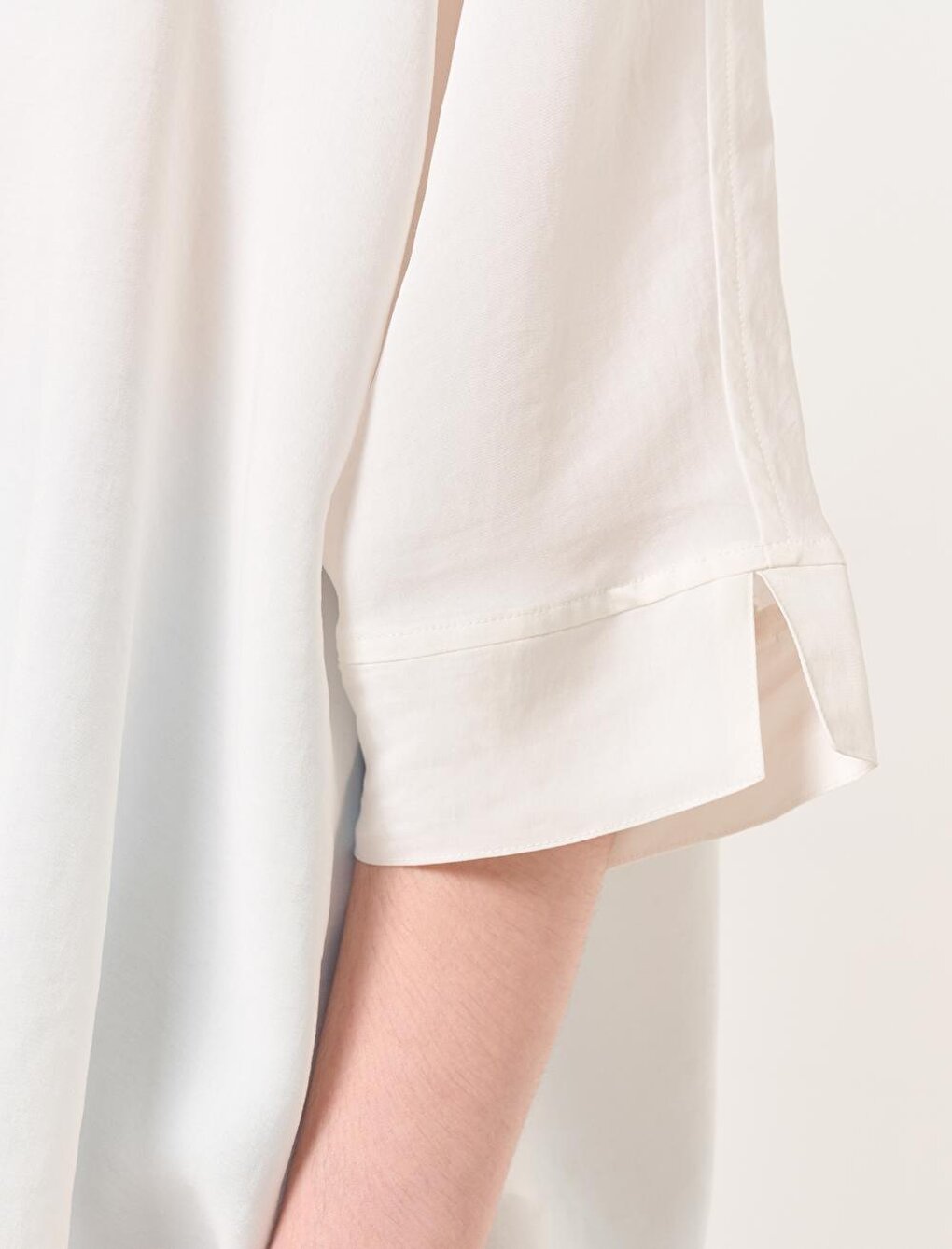 White Loose Fit Three Quarter Sleeve Slit Shirt