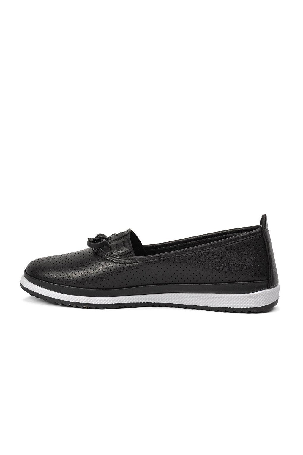 01 Black Women's Perforated Casual Shoes