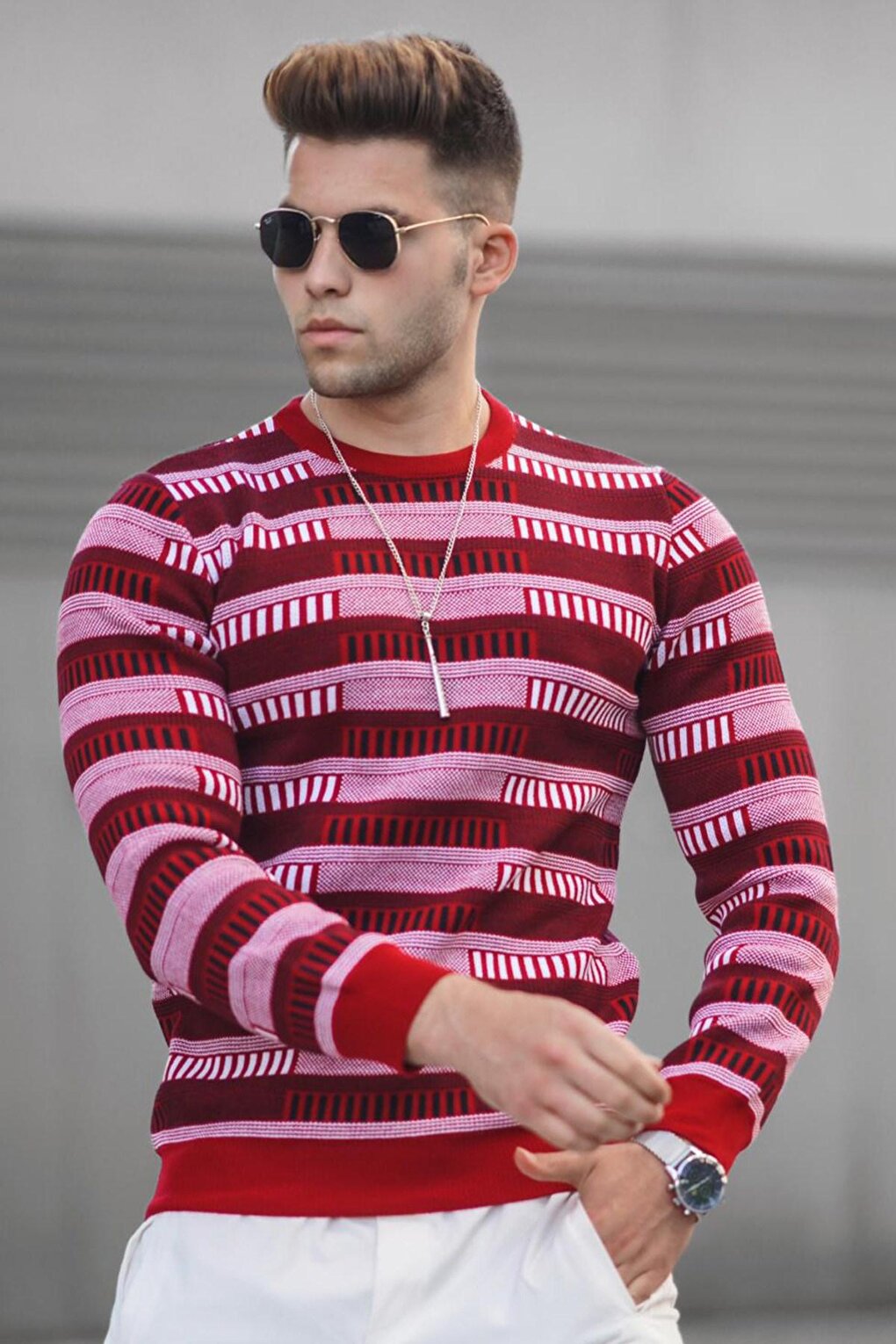 Red Men's Sweater 5189