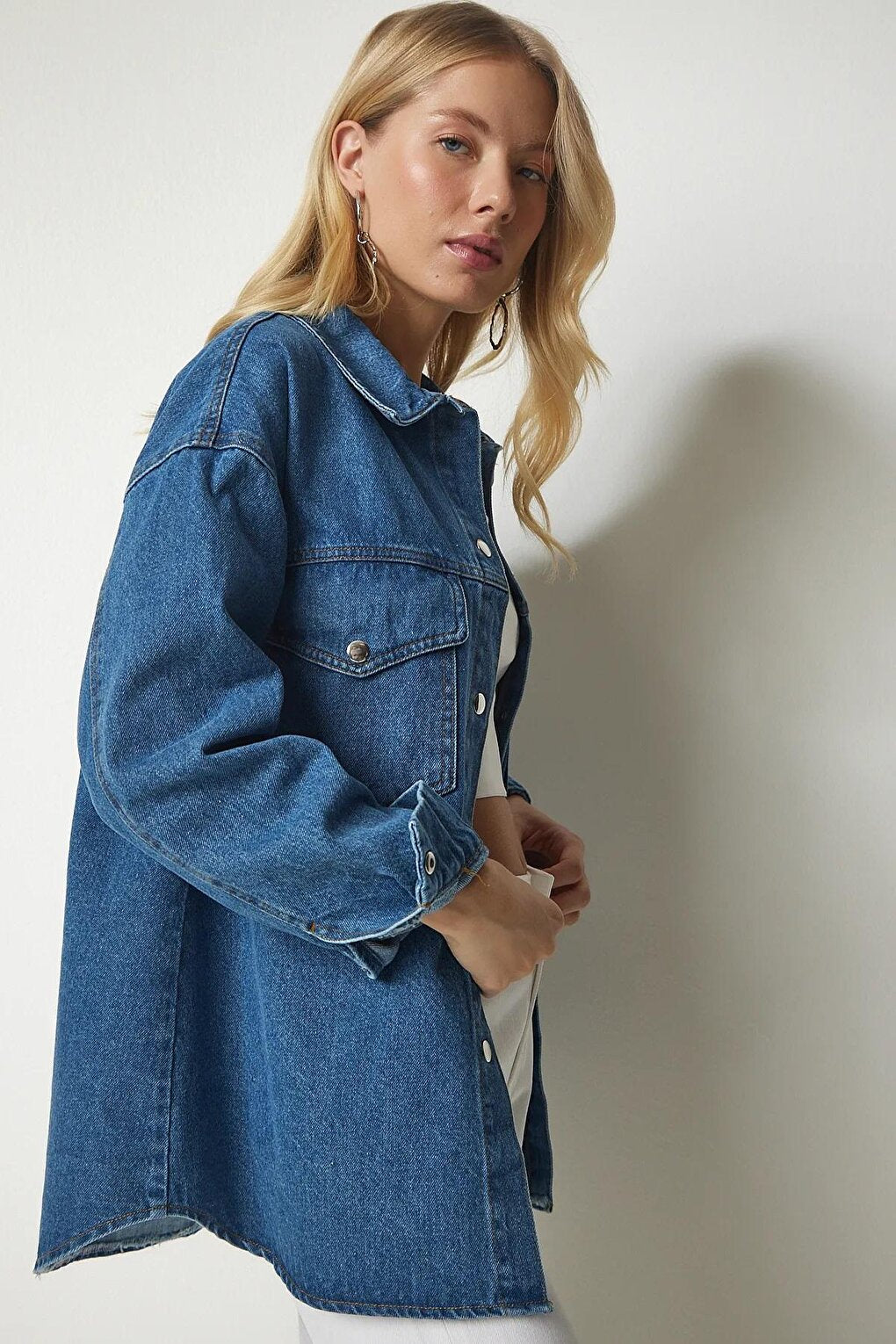 Women's Blue Snap Button Double Pocket Denim Jacket