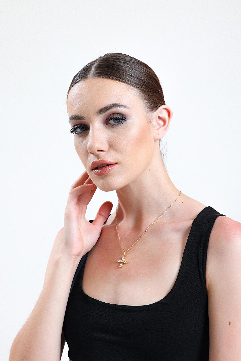 Gold Plated 4 Leaf Marquise Stone Necklace