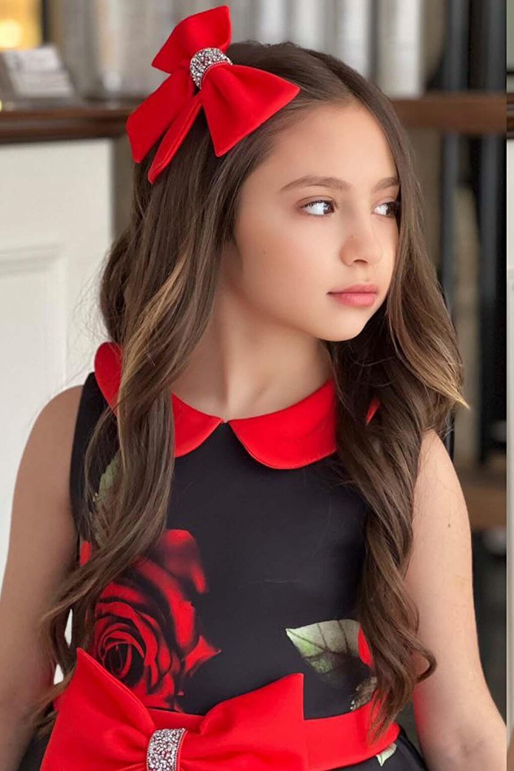 Girl's Baby Collar Rose Printed Black Dress