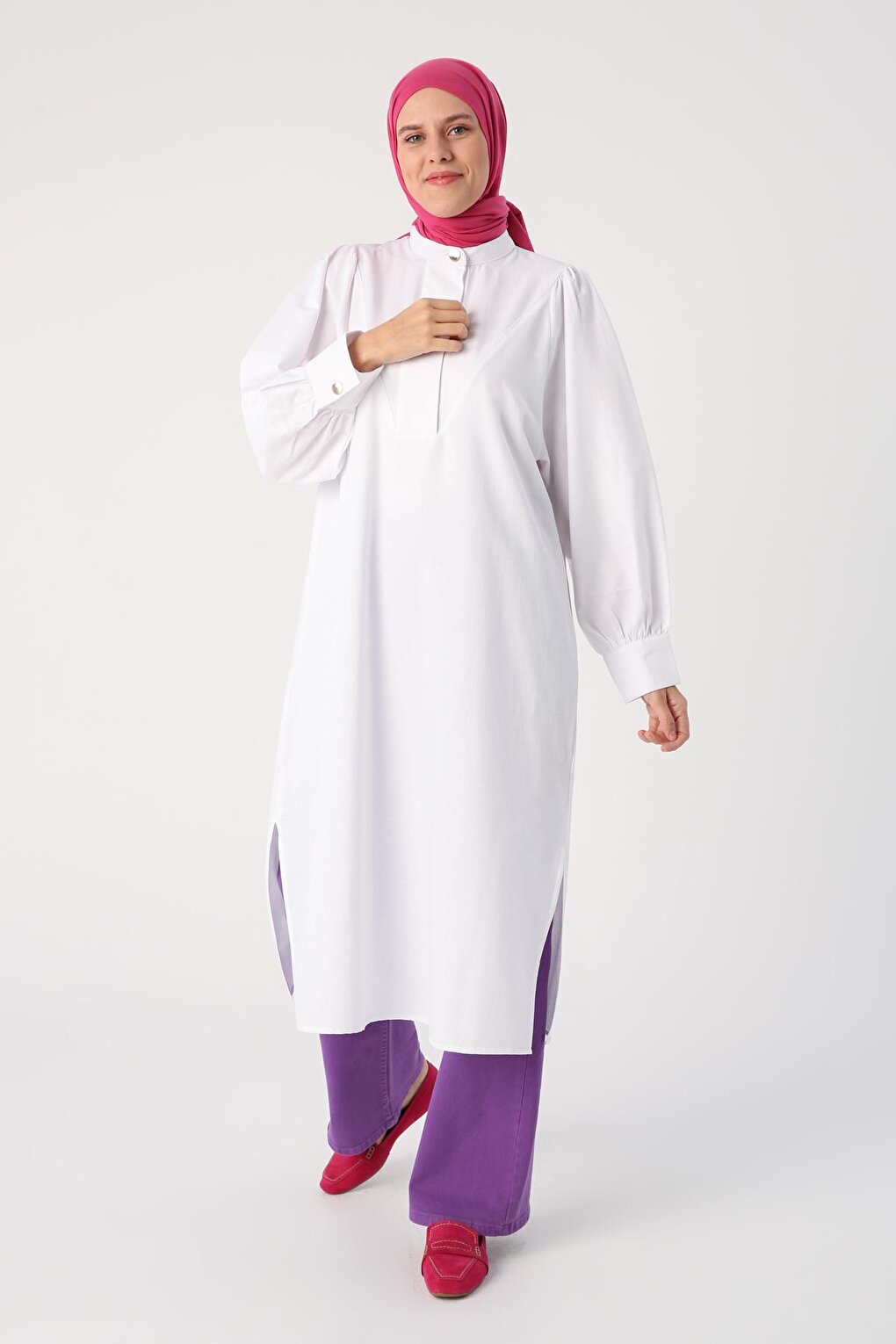 White Full Collar Half Layer Long Tunic