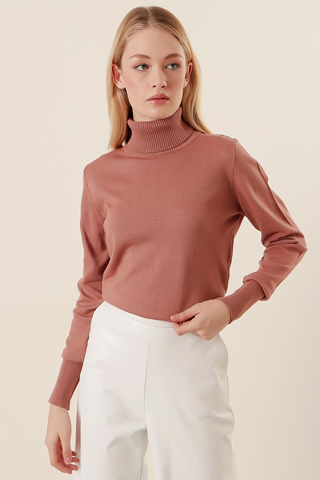 15747 Turtleneck Knitwear Sweater - Dusty Rose