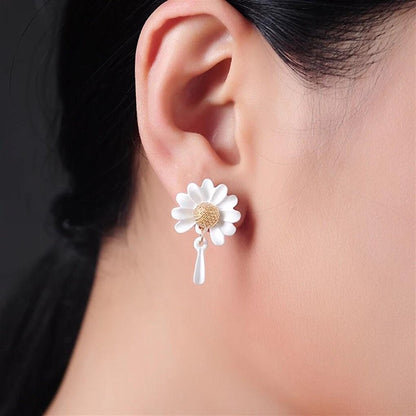 Daisy Asymmetrical Earrings