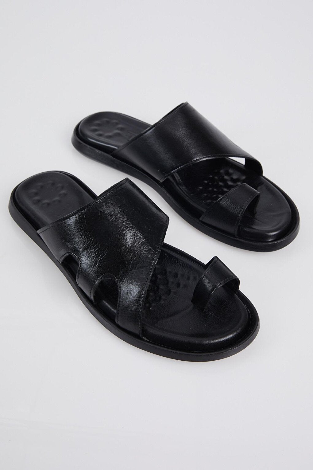 Men's Black Comfortable Genuine Leather Flip Flops