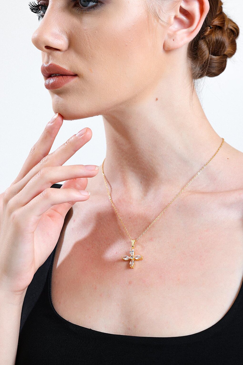 Gold Plated 4 Leaf Marquise Stone Necklace