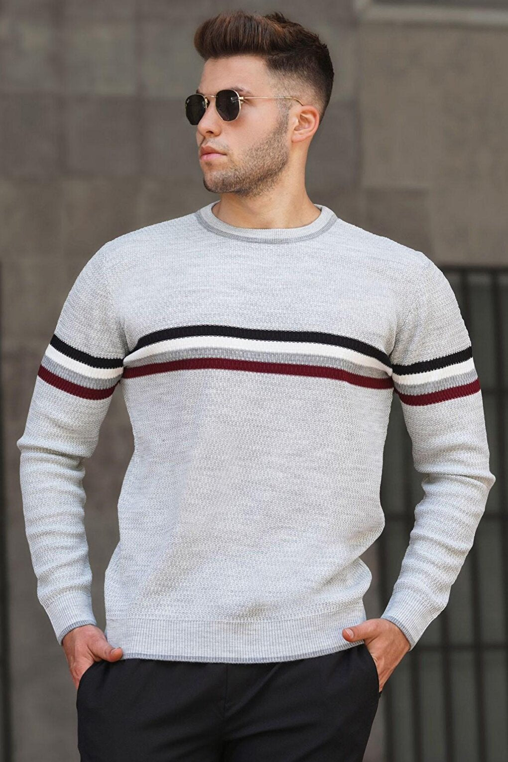 White Stripe Detailed Men's Sweater 5160