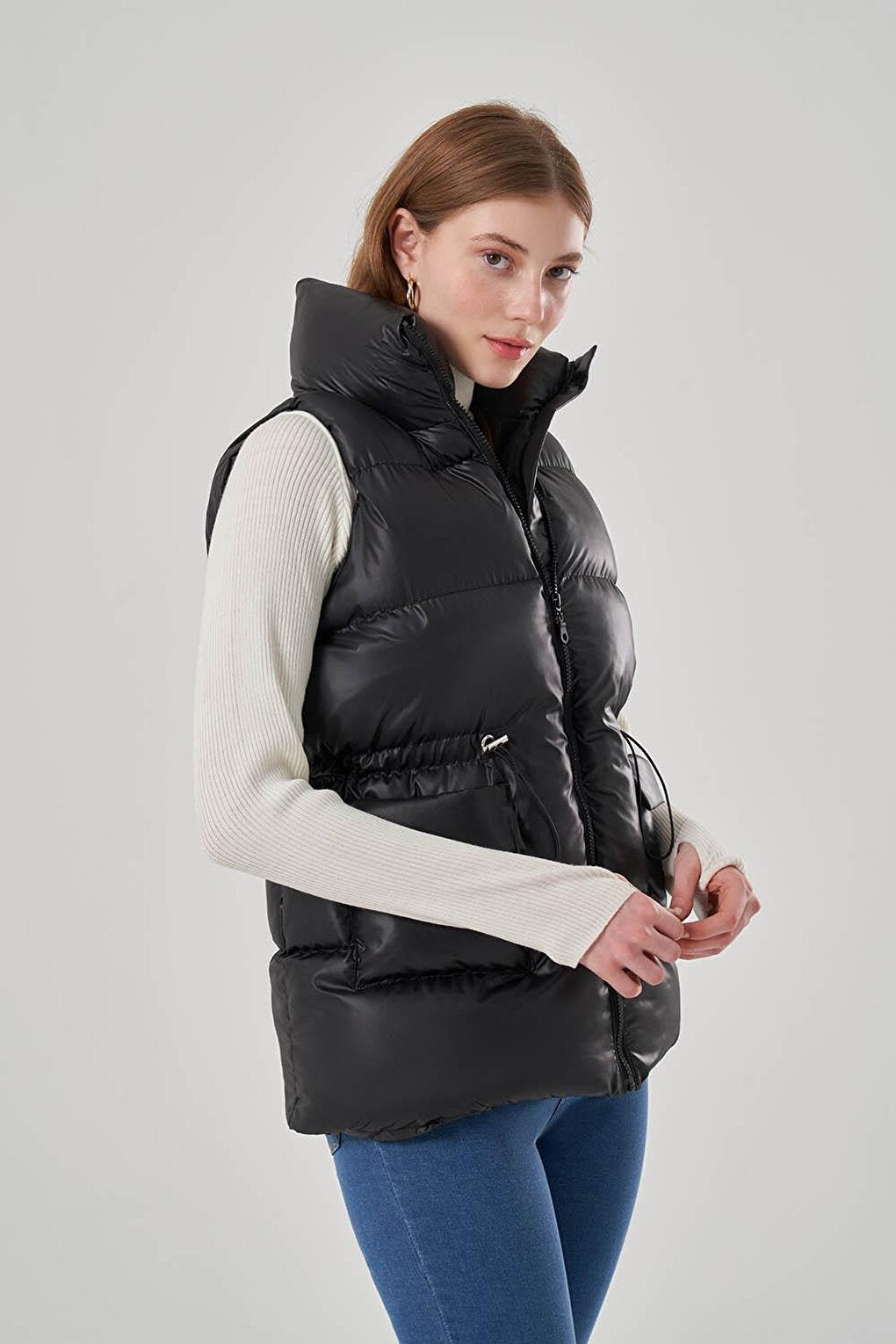 Puffy Black Vest with Drawstring on the Side