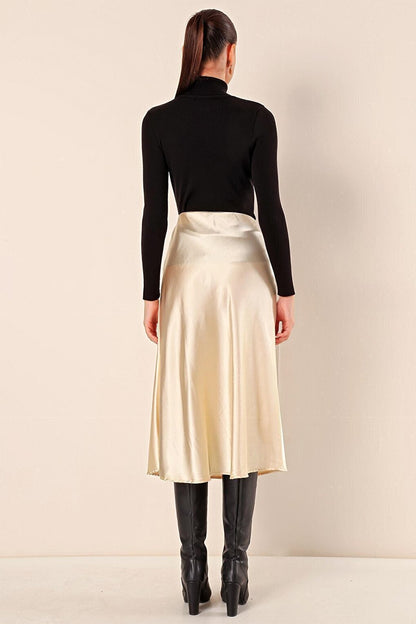 15806 Satin Skirt - Cream