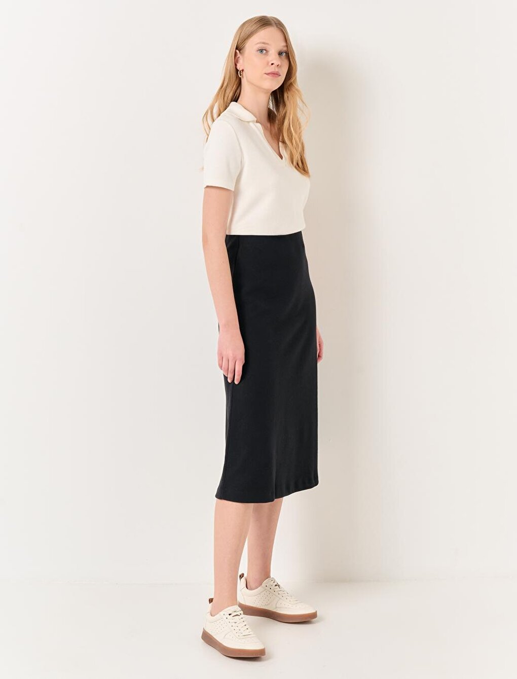 Black High Waist Soft Textured Midi Skirt