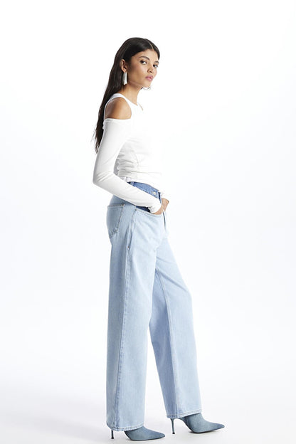 Light Blue Wide Leg Relaxed Fit Jean